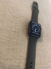 Apple Watch 3 42 mm - 2