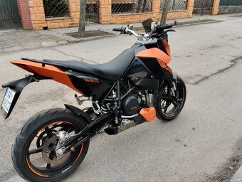 Predám KTM DUKE 690 r.v 2008 - 2