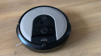 Roboticky vysavac iRobot Roomba i7 - 2