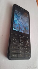 Nokia 230 dual sim  cierna - 2