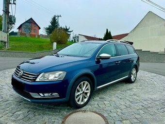 VW Passat Alltrack 4x4 2.0 TDI Led Navi Vyhrev Xenony - 2