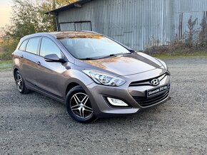 Hyundai i30 1.6 Crdi cuv.kamera - - 2