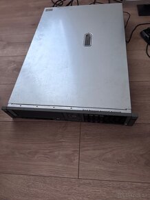 HP Proliant DL380 G5 - 2