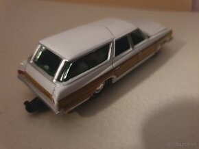 Johny Lightning 1973 Chevy Caprice Estate Wagon - 2