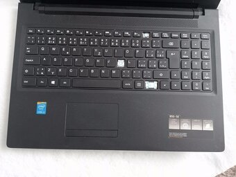 rozpredám notebook Lenovo B50-50 - 2