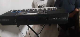 Yamaha psr sx700 - 2