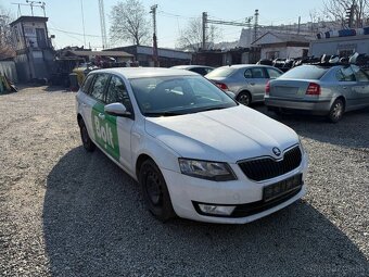 ŠKODA OCTAVIA 3 Combi Díly z vozu - 2