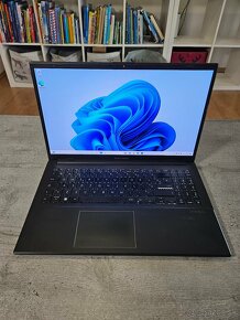 Asus Vivobook Go 15 AMD Ryzen 5 7520U / 16GB RAM / 512GB SSD - 2