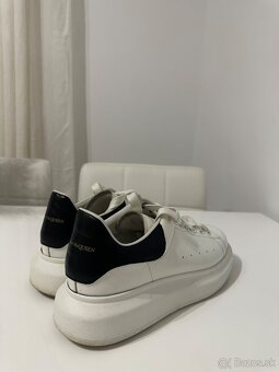 Alexander McQueen , velkost 43 - 2