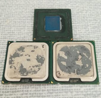 Staršie procesory AMD a INTEL - 2