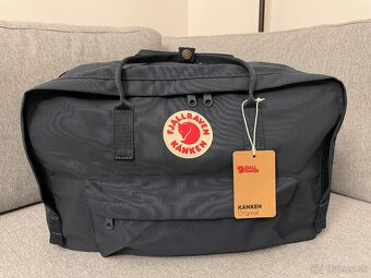 Predám batoh značky Fjällräven Kanken Weekender Army Blue - 2