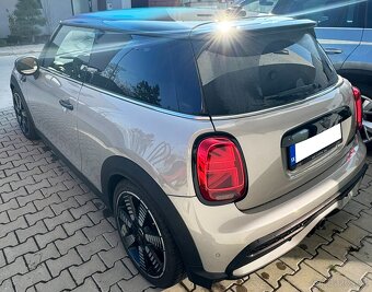 MINI Cooper S  2021    131 kW (178 k) - 2