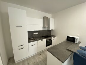 Krásny zariadený klimatizovaný 2 izbový byt 75 m2, 1/1 - 2