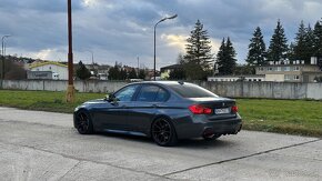 BMW F30 335i xDrive M Performance Manuál - 2