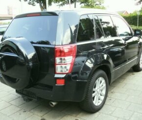 Suzuki Grand Vitara 1.9 DDiS 4x4 Comfort - 2