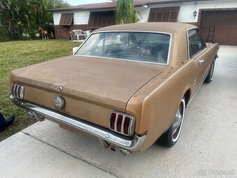 1965 Ford Mustang coupe V8 automat - 2