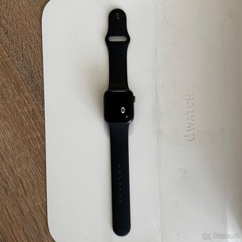 Apple Watch Series 4 GPS + Cellular (Space Gray) smartwatch - 2