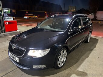 Škoda superb combi 2.0 TDI 125kw DOVOZ GB - 2