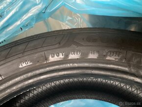 Letní pneu GOODYEAR 235/50 R 19 C - 2