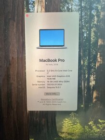 MacBook Pro 15'' i7 2018 16/256 GB TouchBar - 2