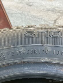 225/55R17C - 2