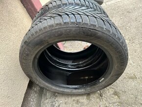 Semperit 215/55 r17 XL - 2