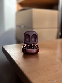 Samsung Galaxy Buds Live, TOP - 2