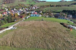 EXKLUZÍVNE Slnečný, veľký stavebný pozemok 4.055 m2, - 2