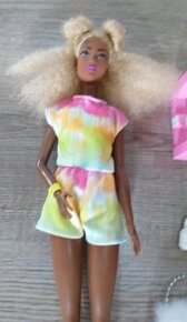 Barbie kozmetický salón, Barbie černoška, doplnky - 2