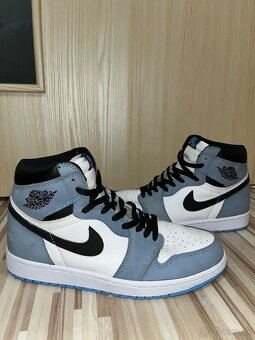 Jordan 1 high University Blue - 2