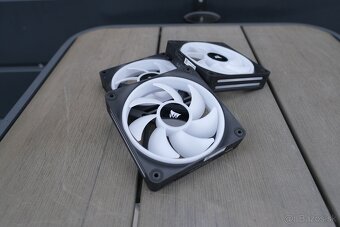 Corsair iCUE LINK QX120 RGB Fan - 2