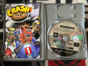 Crash Nitro Kart (PS2) - 2