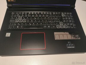 Acer nitro 17 na diely alebo opravu - 2