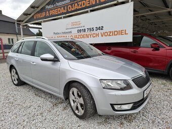 Škoda Octavia Combi 2.0 TDI Business DSG - 2