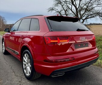 AUDI Q7 3.0 TDI 160Kw r.v 4/2019 naj 82tkm Super výbava : El - 2