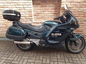 Motocykel Honda ST 1100 Pan European - 2