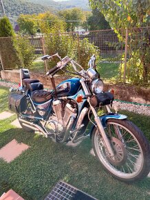 Suzuki Intruder VS 600 - 2