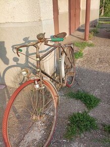 Eska damsky starozitny bicykel a Peuget - 2