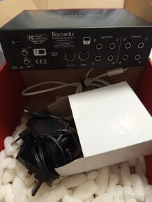 Zvukova karta Focusrite  clarett pre 4 - 2