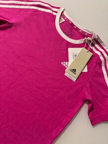 Tričko dievcenske Adidas vel. 128  NOVE S VISACKOU - 2