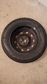 Zimna pneumatika Pirelli 195/65 R15 - 2