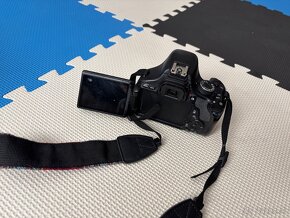 Canon EOS 600D - 2