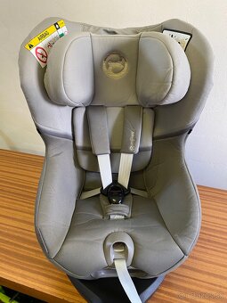 Rotačná autosedačka Cybex Sirona S2 i-size sivá - 2