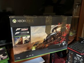 Xbox one X 1TB - 2