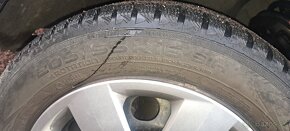 Nokian 205/55 R16 zimné - 2