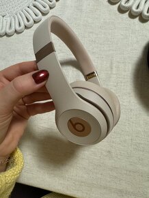 BEATS SOLO3 WIRELESS - 2