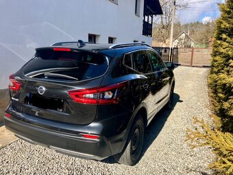 Nissan Qashqai 1,6 T Dig 120kw rok 2017 - 2