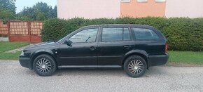 Škoda Octavia combi 2.0 85kw elegance 172000 km - 2