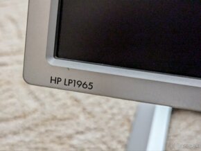 Monitory HP LP1965 - 2