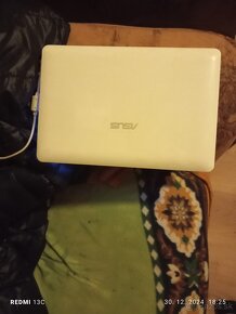 Asus notebok bez baterky - 2